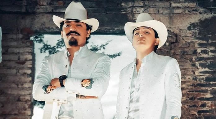 Los Dos Carnales Presentan Su Nuevo Sencillo "El Envidioso"