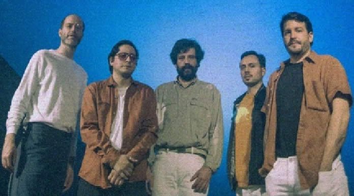 Technicolor Fabrics Presenta Su Nuevo Sencillo Y Video "Mejoro Que Nadie"