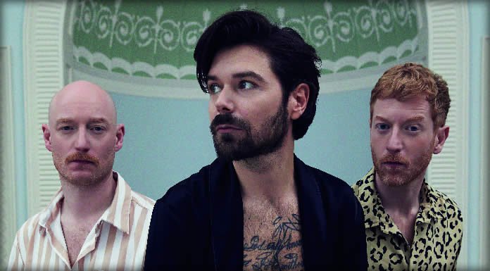 Biffy Clyro Comparte Su Nuevo Sencillo "Weird Leisure"