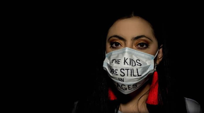 Nancy Sanchez Presenta Su Nuevo Sencillo Y Video "The Kids Are Still In Cages"