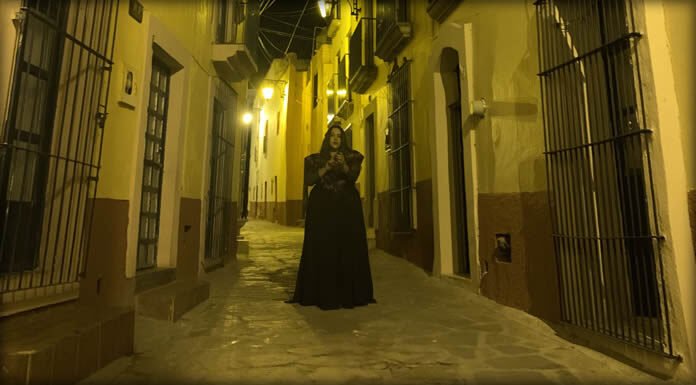 Perla López Presenta Su Nuevo Sencillo Y Video "La Llorona" (La Triste Agustina)